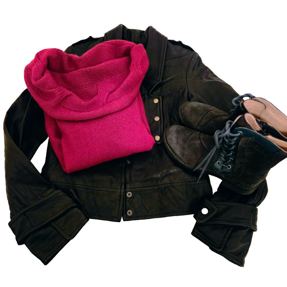 Mike & Chris Leather Jacket Women's Black Leather Bomber Jacket Small - Picture 3 of 16